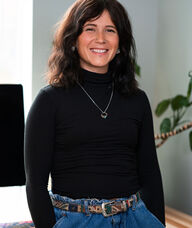 Book an Appointment with Erika Davies for Free Consultation