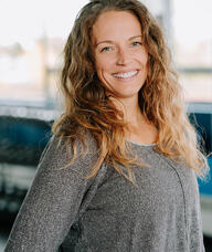 Book an Appointment with Amy Fahlman for Physiotherapy