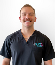 Book an Appointment with Félix Berthiaume for Physiotherapie