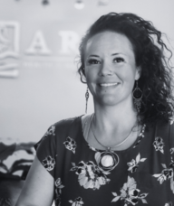 Book an Appointment with Lindsay Daniels for Registered Massage Therapy