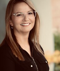 Book an Appointment with Amanda Petrie for Therapy Sessions