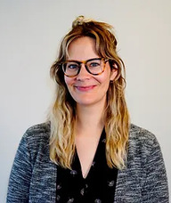 Book an Appointment with Mika Ennis for Acupuncture