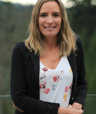 Book an Appointment with Laura Di Castri for Clinical Counselling