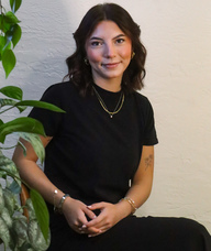 Book an Appointment with Paighton Colenutt for Facials