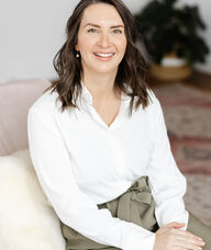 Book an Appointment with S-Lisa Roszel for Consultations- Best Place to Start!
