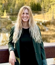Book an Appointment with Stephanie Jones for Therapy